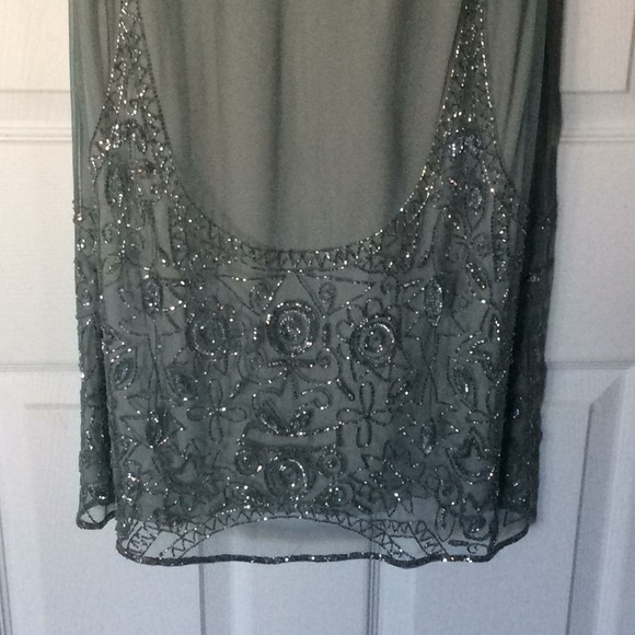 Dazzling Dress - Picture 3 of 6